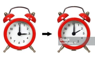 Changement d&rsquo;heure: comment éviter de se réveiller si tôt le matin?