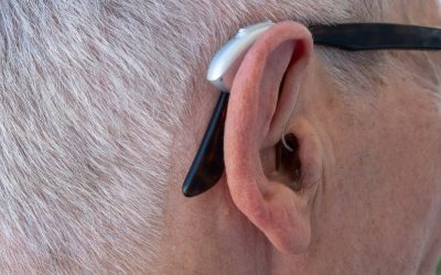Appareils auditifs : quels sont les réflexes à adopter pour éviter les arnaques ?