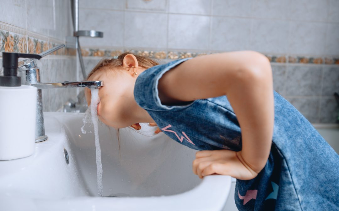 Santé : votre eau du robinet est-elle contaminée par des polluants éternels ?